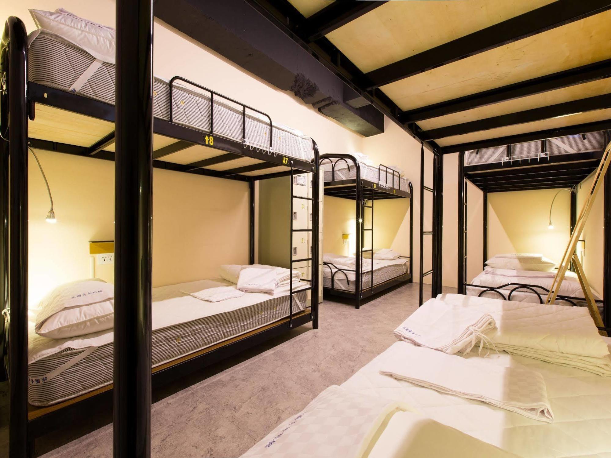 Pathways Hostel Kaohsiung Exterior photo